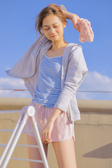好 色 小 姨